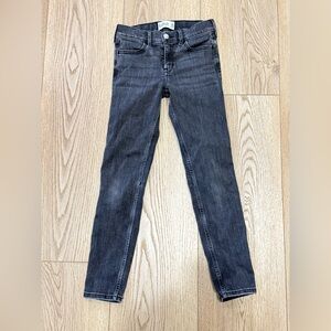 🫎 Abercrombie Kids Jeans - 7/8 Long - Distressed Black